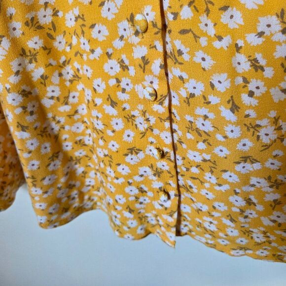 EUC ABERCROMBIE & FITCH YELLOW DITSY FLORAL V NECK BUTTON DOWN SHORT DRESS SZ SM - Picture 7 of 15